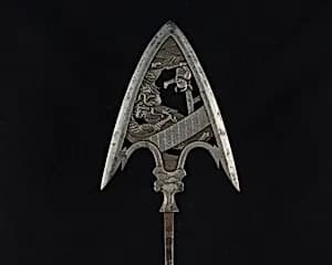 Arrowhead (<i>Yanone</i>) by Unknown Artist