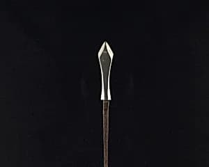 Arrowhead (<i>Yanone</i>) by Unknown Artist