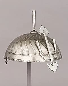 Casque by Unknown Artist