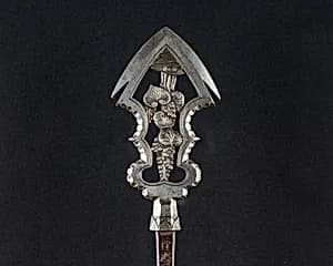 Ceremonial Arrowhead (<i>Yanone</i>) by Umetada Motoshige
