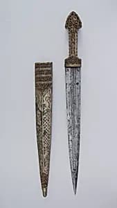 Dagger (Qama) with Sheath by Unknown Artist