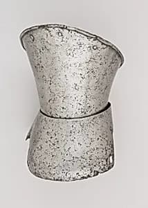 Gauntlet for the Left Hand by Unknown Artist