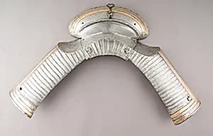 Pommel Plates of Saddle by Unknown Artist