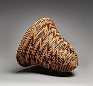 Diagonally twined carrying basket by Unknown Artist