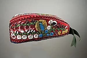 Glengarry style cap by Unknown Artist