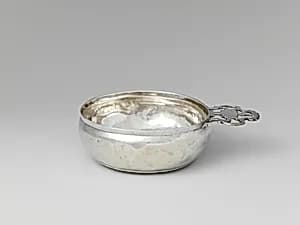 Porringer