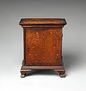 Queen Anne spice box by Unknown Artist