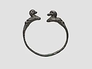 Bracelet with duck-headed terminals by Unknown Artist