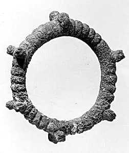 Bracelet with lion's-head terminals by Unknown Artist