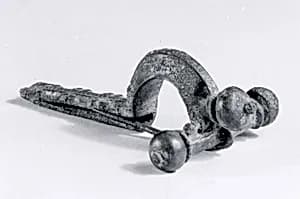 Crossbow fibula by Unknown Artist