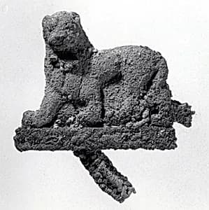 Pendant in the shape of a striding lion by Unknown Artist