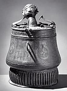 Container (Kuduo) by Unknown Artist