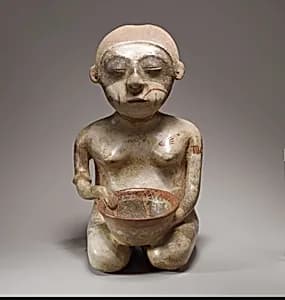Kneeling Female Figure by Lagunillas artist(s)