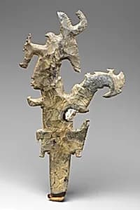 Scepter with profile figures by Maya artist(s)