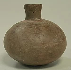 Single Spout Bottle with Incised Rings by Unknown Artist