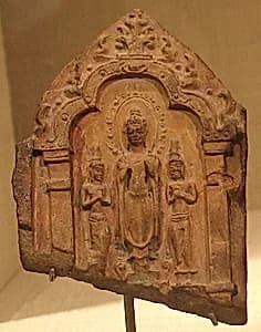 Standing Buddha and Two Bodhisattvas by Unknown Artist