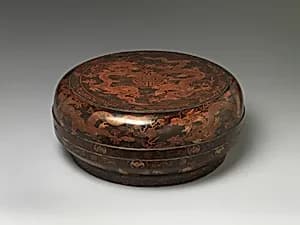 Circular Food Box with Dragons and the Character Shou (Longevity) by Unknown Artist