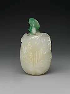 Snuff bottle with stopper by Unknown Artist