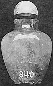 Snuff bottle with stopper by Unknown Artist