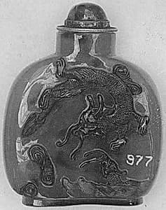Snuff bottle with stopper by Unknown Artist