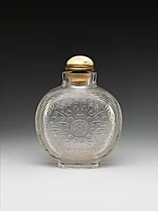 Snuff bottle with the character of longevity (shou) by Unknown Artist