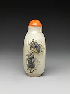 Snuff Bottle with Three Crabs by Unknown Artist