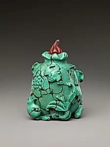 Snuff bottle with pomegranates and bat by Unknown Artist