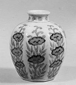 Snuff Bottle by Unknown Artist