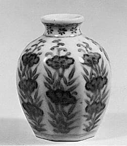 Snuff Bottle by Unknown Artist