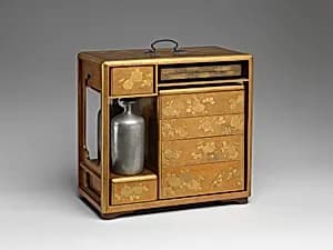 Picnic Set with Design of Chrysanthemum Sprays by Unknown Artist