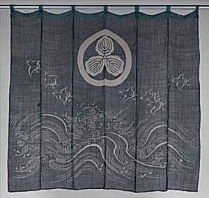 Noren with Design of Oak-Leaf Crest, Plovers, and Waves by Unknown Artist