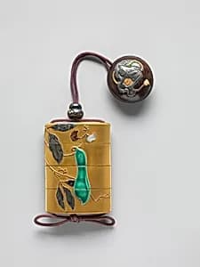 Case (Inrō) with Design of Bean Vine by Mochizuki Hanzan