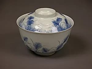 Covered Bowl with Design of Autumn Grass and Crescent Moon by Unknown Artist