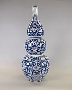 Triple gourd vase with dragon and flowers by Unknown Artist