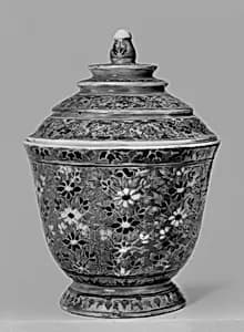 Covered cup with floral pattern by Unknown Artist