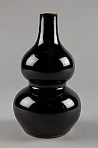 Gourd-shaped vase by Unknown Artist