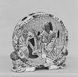 Brush Holder by Hozan