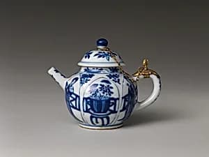 Teapot by Unknown Artist