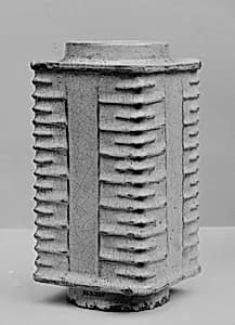 Quadrangular vase in the form of a Neolithic ritual jade object (cong) by Unknown Artist