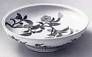 Plate with Decoration of Camellia Branch by Unknown Artist