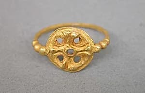 Ring with Discus of Vishnu by Unknown Artist