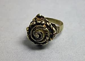 Ring with Round Bezel depicting Sekti by Unknown Artist