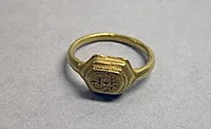 Ring with Hexagonal Bezel and "Sri" Inscription by Unknown Artist