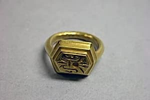Ring with Hexagonal Bezel and "Sri" Inscription by Unknown Artist