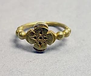 Ring with Quatrefoil-shaped Bezel with "Sri" Inscription by Unknown Artist