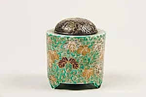 Incense Burner with Paulownia (kiri) and Scrolling Grass (karakusa) Design by Unknown Artist
