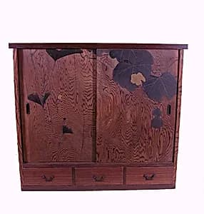 Chest with Decoration of Gourd Vine by Shibata Zeshin