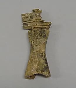 Knife handle by Unknown Artist