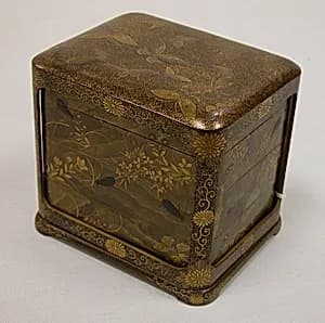 Tiered Box with Design of Autumn Grasses by Unknown Artist
