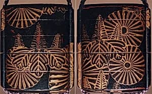 Case (Inrō) with Design of Chrysanthemum and Pawlonia by Unknown Artist